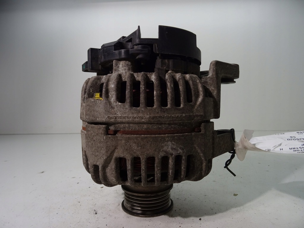 фото №1, Генератор opel astra h 55556067 .