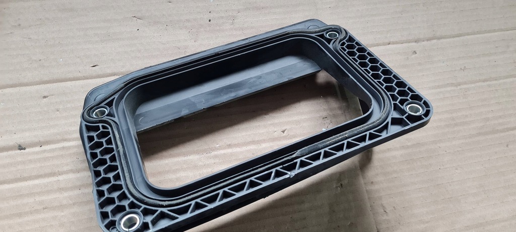 фото №11, Sq8 4m rsq8 q8 патрубок всасывающий направляющая воздуха 4m1815237 q7 4m