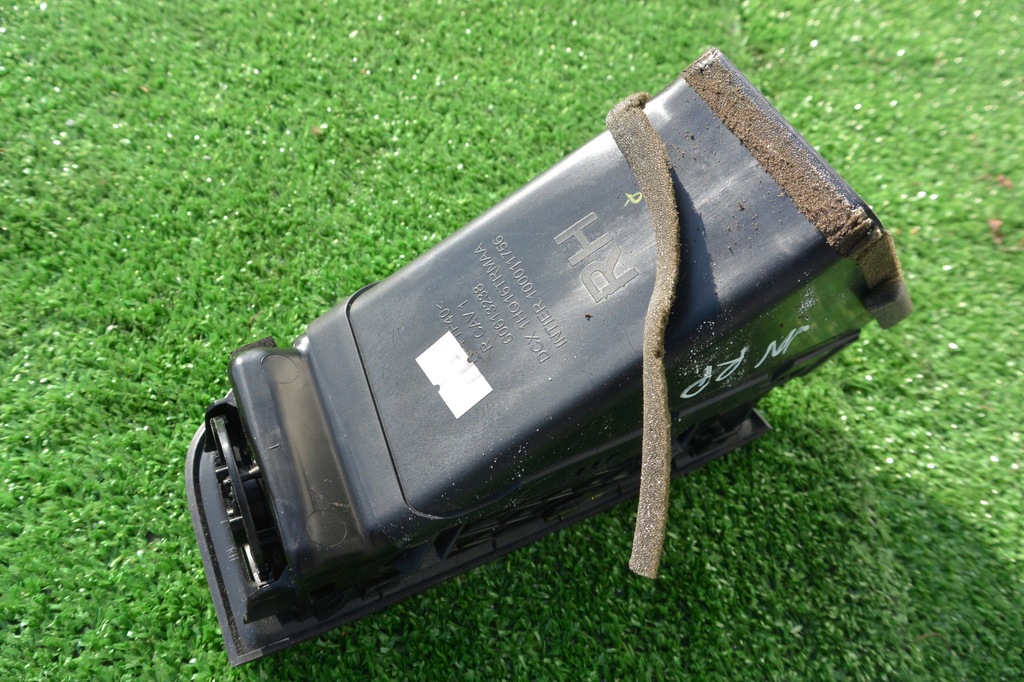 фото №9, Решітка обдув права ліва journey freemont kpl