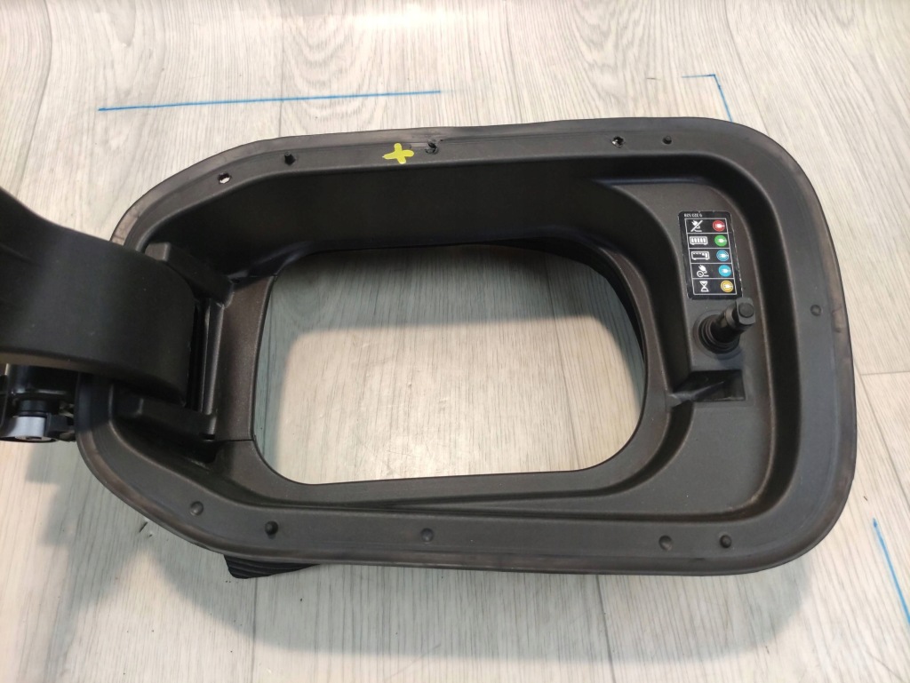 Bmw ix ix вкладыш крышка багажника зарядки аккумулятора 7953712 Киев