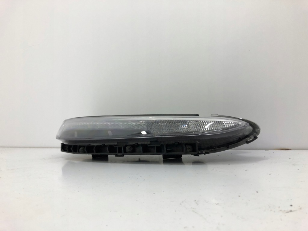 фото №2, Hyundai kona lift лампа передняя правая led верхний