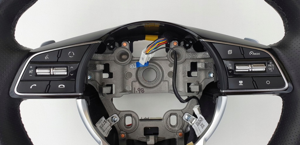 фото №6, Kia sportage iv повітропровід gt line sport тюнінг пелюстки перемикання