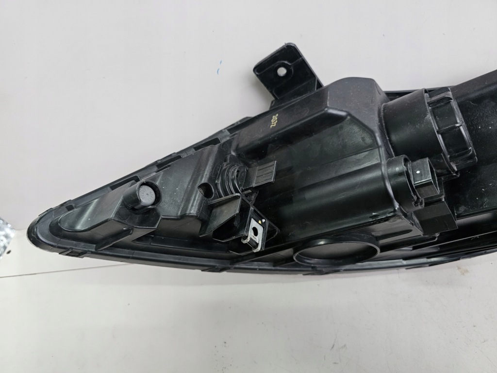 фото №9, Лампа передняя правая kia sportage iii 3 обычная линза europa