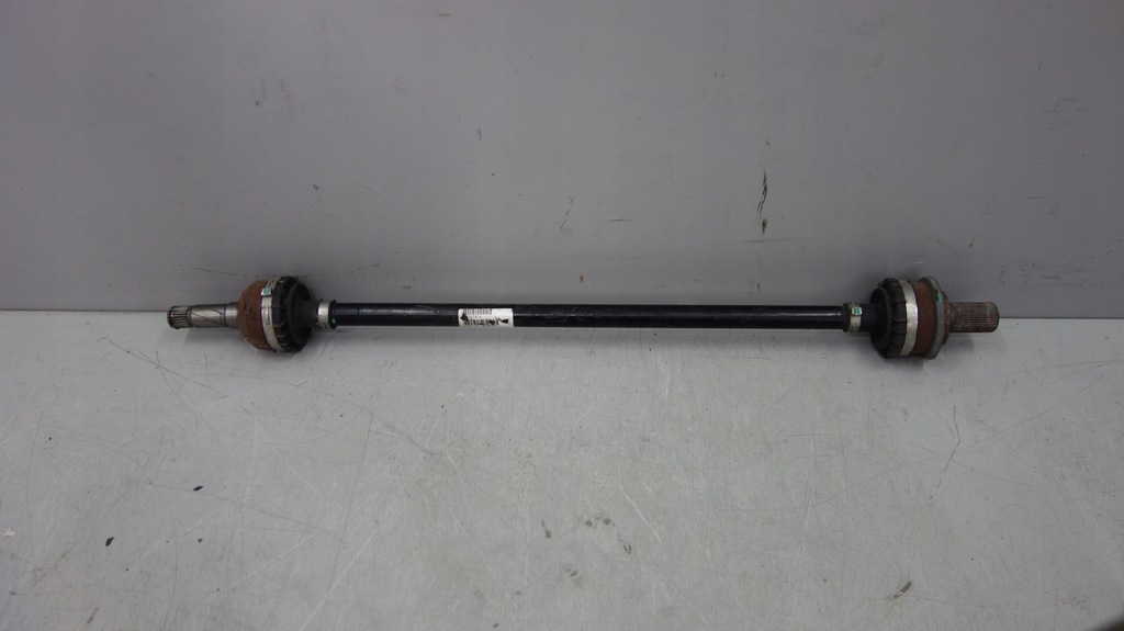 фото №1, Volvo приводной вал задняя задняя 31325816