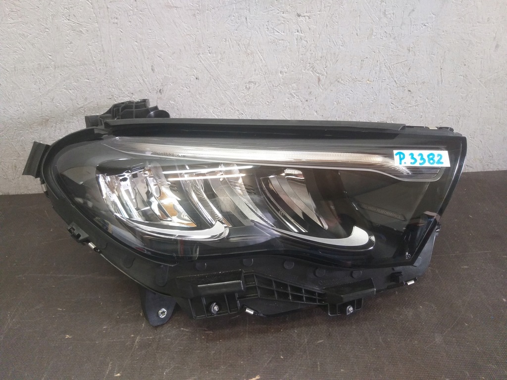 фото №1, Лампа перед правая mercedes e klasa w214 full led nowa a2149062800