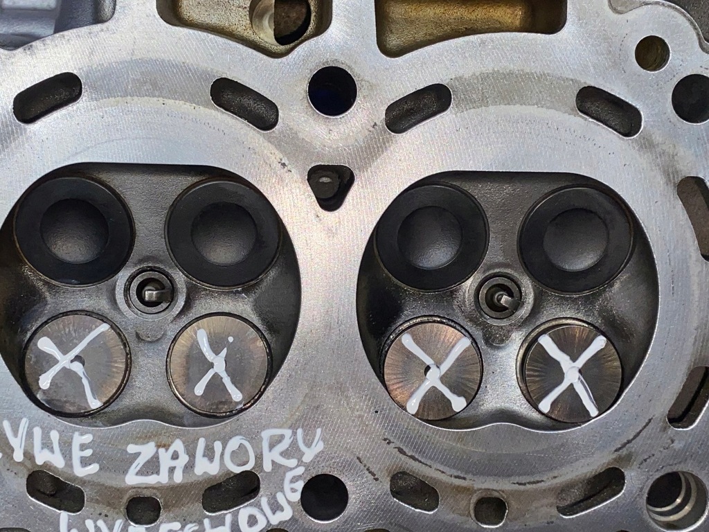 фото №11, Головка двигуна captur dacia sandero nissan 0.9 tce 1642r-1 h4bb408