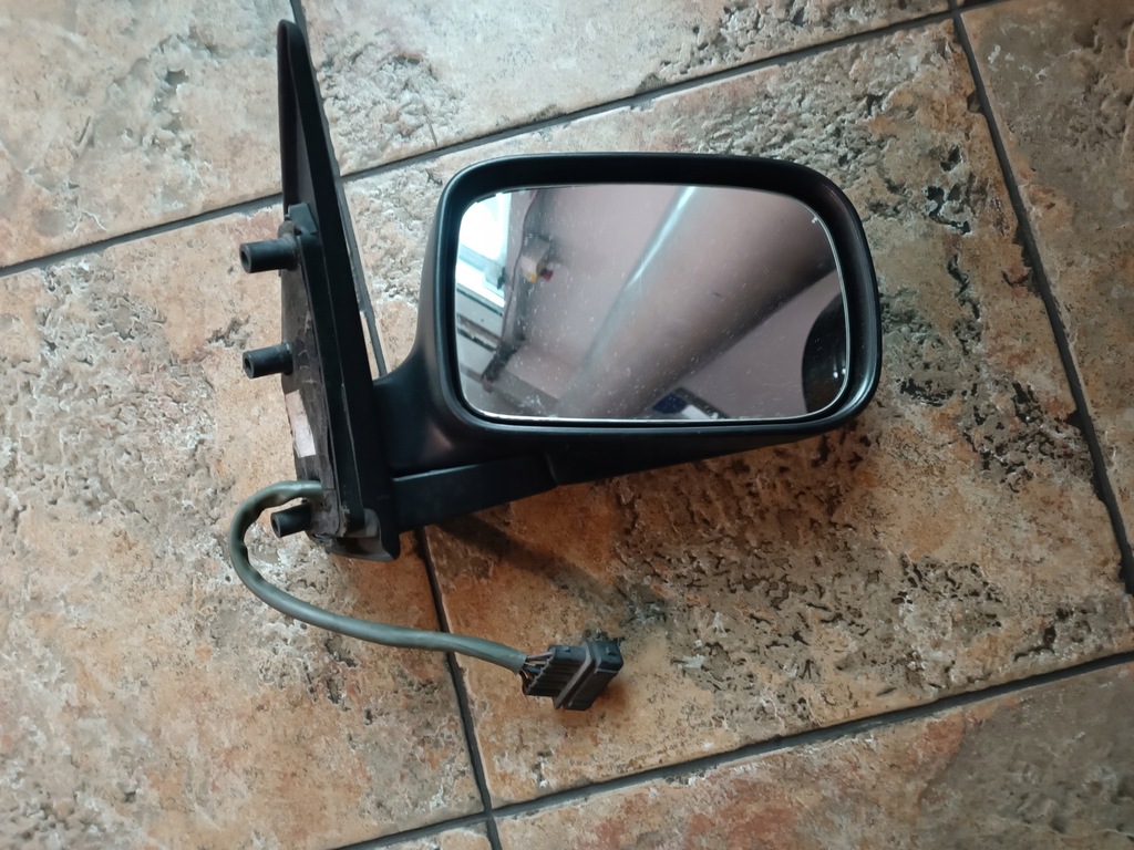 фото №1, Зеркало наружное дверь felicia левая водителя оригинал 415501410