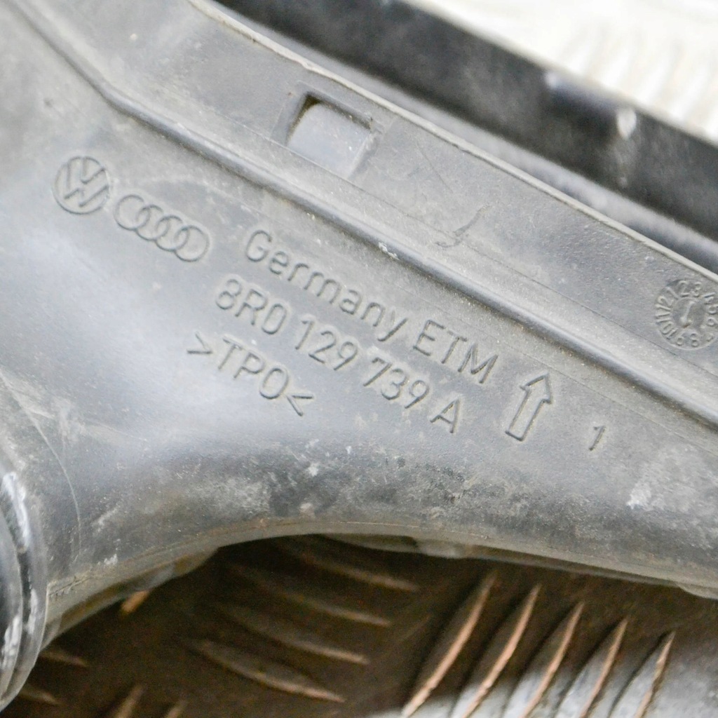 фото №6, Audi a5 8t 8f 2013 частина труби впуску повітря