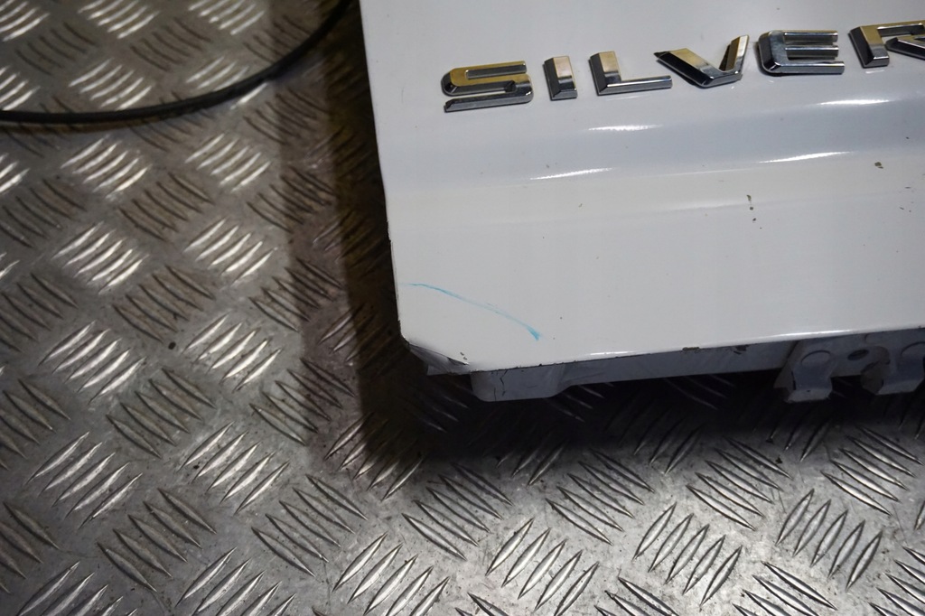 фото №15, Chevrolet silverado 2500 2020 - 2024 кришка багажника багажник борт задня usa