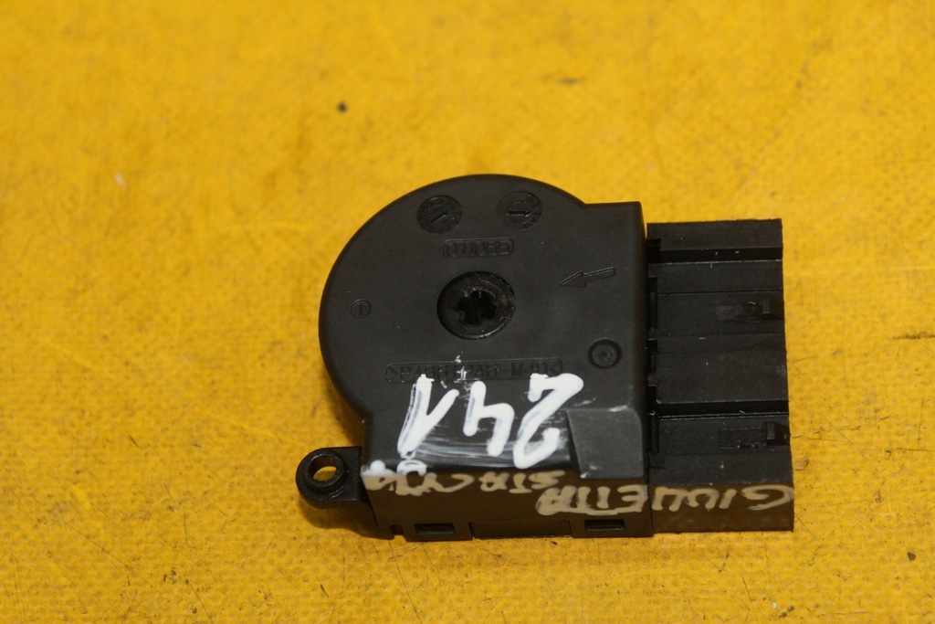 фото №1, Колодка замка зажигания 505194180 alfa romeo giulietta