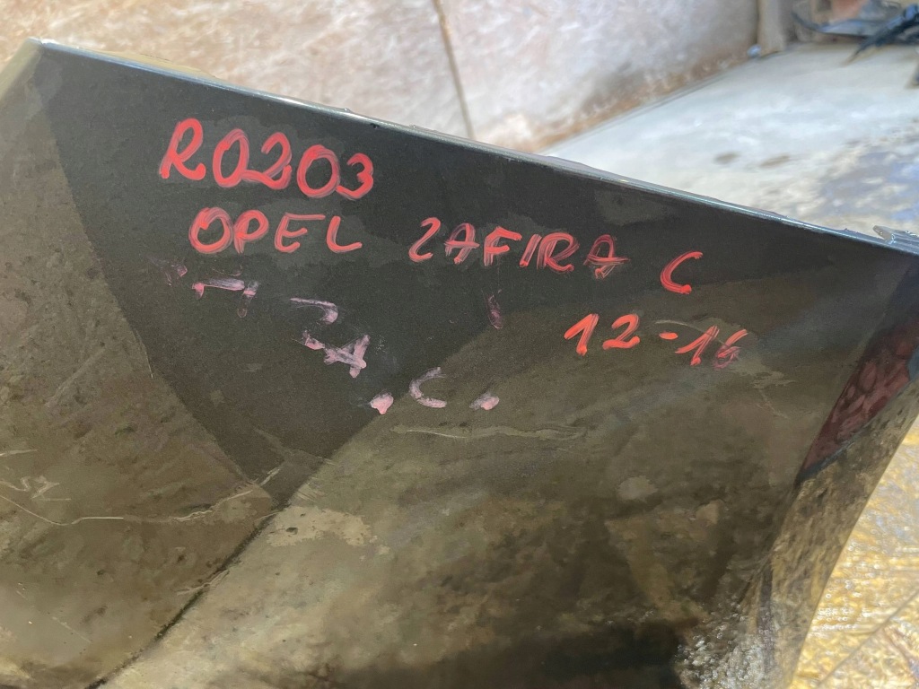 Opel zafira c 3 3 12-16 бампер перед передній омивачі Оригінал