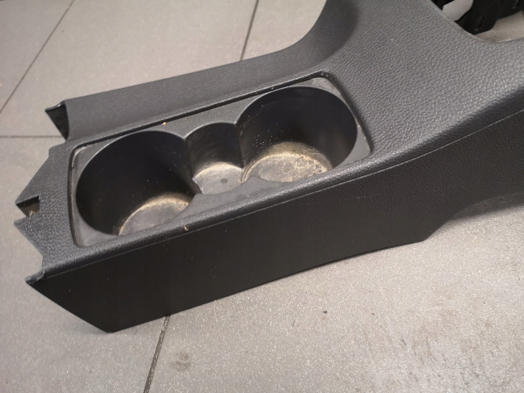 фото №7, Туннель средний чёрный vw golf v 1k0863243a