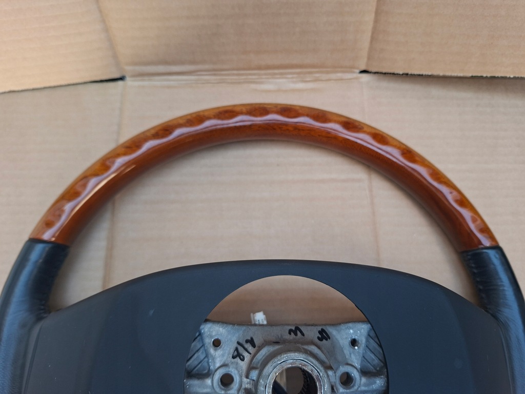 фото №12, Воздуховод кожа drewno мультифункция lexus rx 450h 09-12r