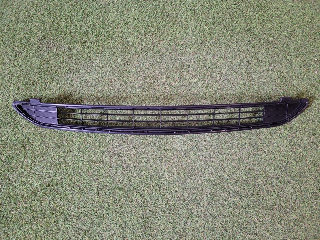 фото №1, Toyota rav4 lift решітка середня 53112-42100 оригінальний номер