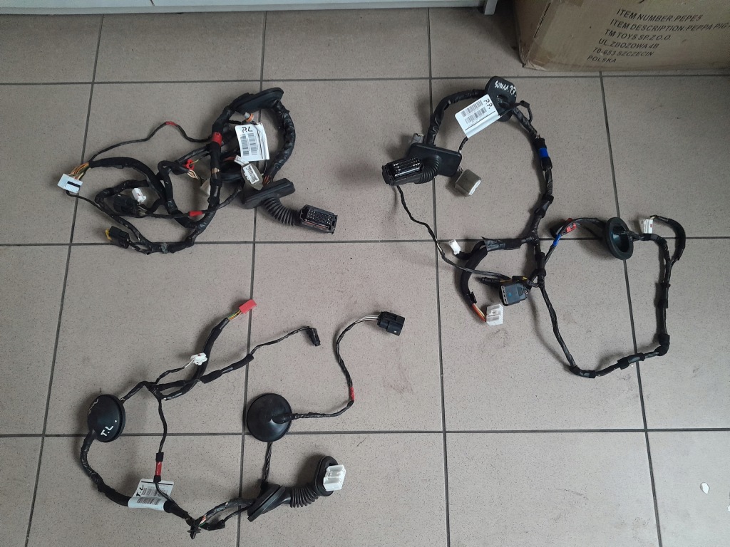 фото №1, Hyundai sonata vi 2011-14 жгут электропроводка дверь 916003q030 916103q020