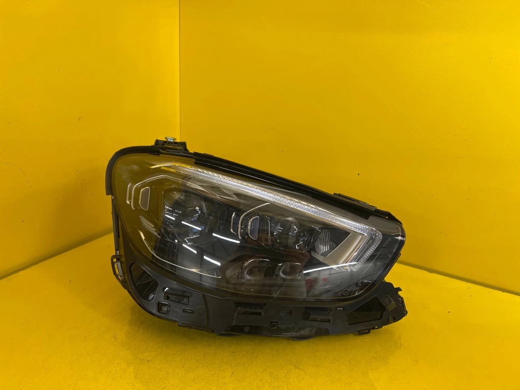 фото №1, Лампа правая mercedes e-klasa w213 multibeam