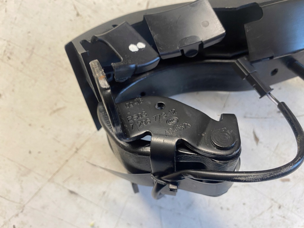 фото №11, Bmw i3 петлі кришки багажника комплект