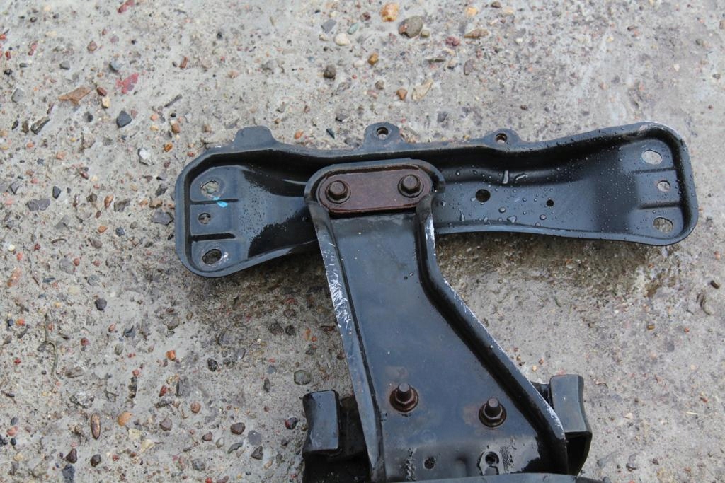 фото №9, Подрамник подвеска коробки subaru forester i ii