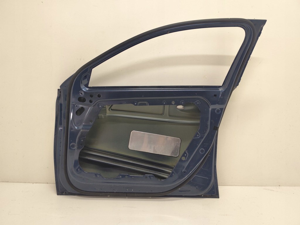 фото №6, Mercedes a-klasa w177 дверь правое перед