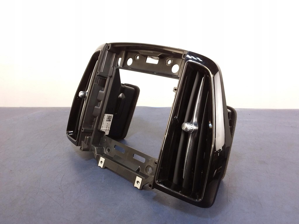 фото №4, Volvo xc60 ii рамка дисплея решётки обдув