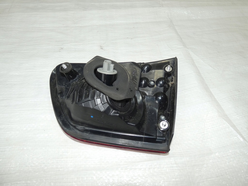 фото №9, Peugeot 4007 лампа задняя левая w крышка