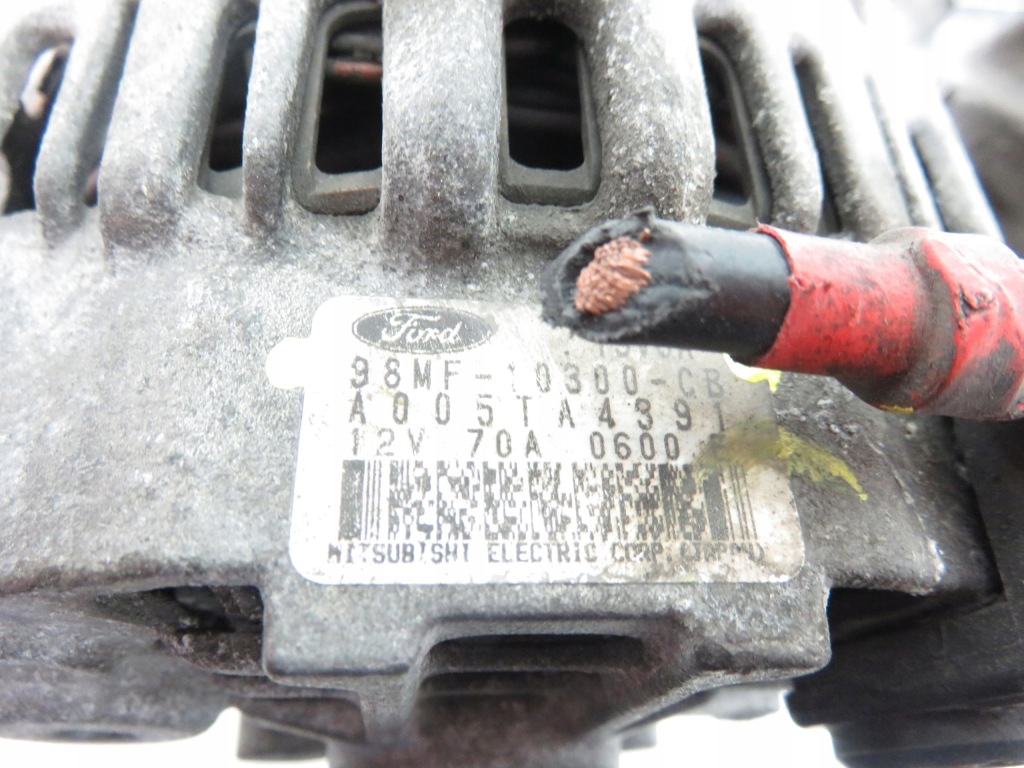 Генератор ford fiesta mk4 iv 1.6 98mf10300cb Киев