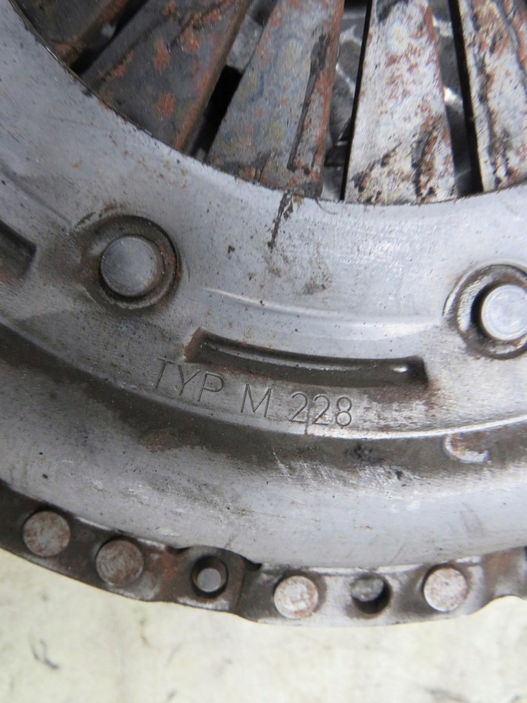 фото №4, Колесо двухмассовый диск прижим c4 cactus 1.2 thp