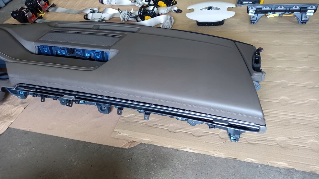 фото №7, Консоль приборная панель приборная датчик подушка безопасности 4 ремни genesis gv80 подушка europa