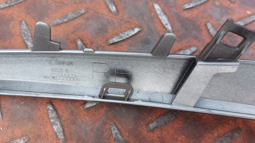 фото №12, Молдинг бампера правая правый перед toyota corolla e21 18- sedan