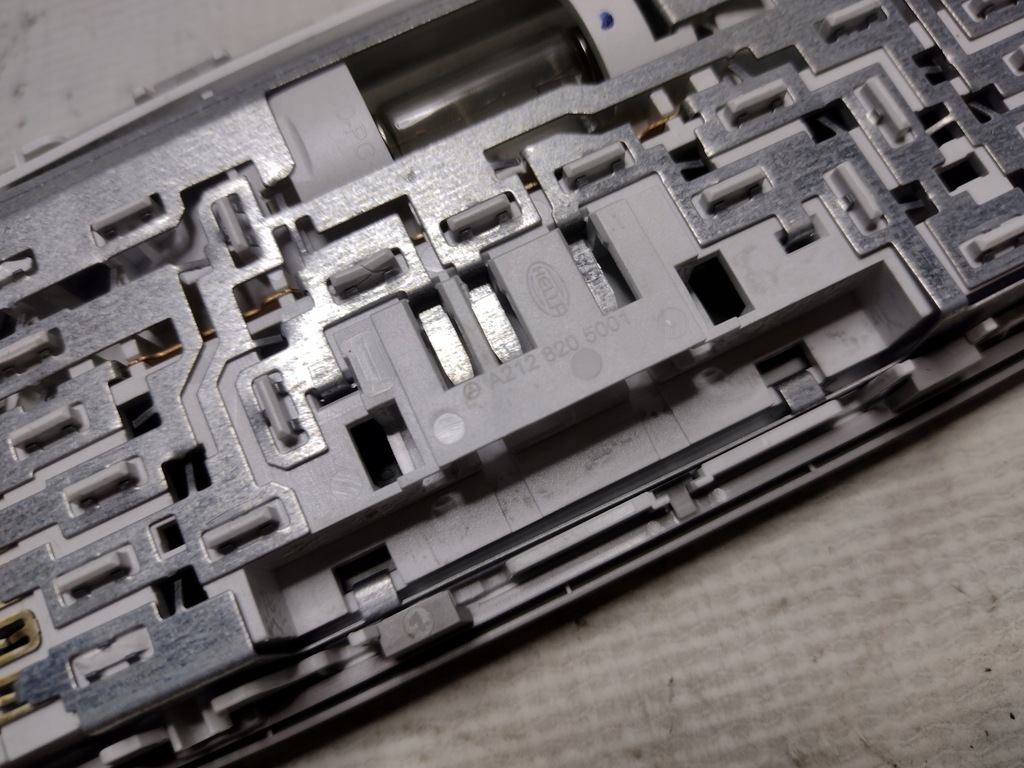 фото №9, Лампа стельовий задня mercedes w212 a2128205001