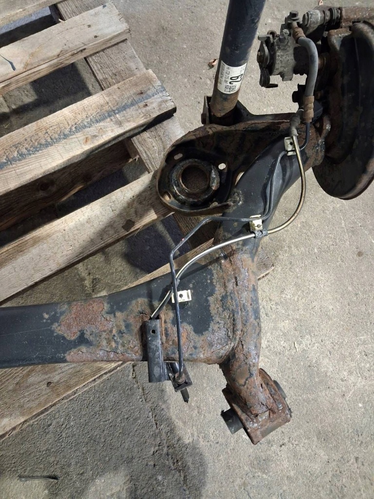 Балка підрамник підвіска задній audi a1 8x в Україні