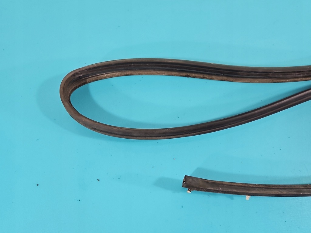 фото №6, Прокладка порог правая vw tiguan