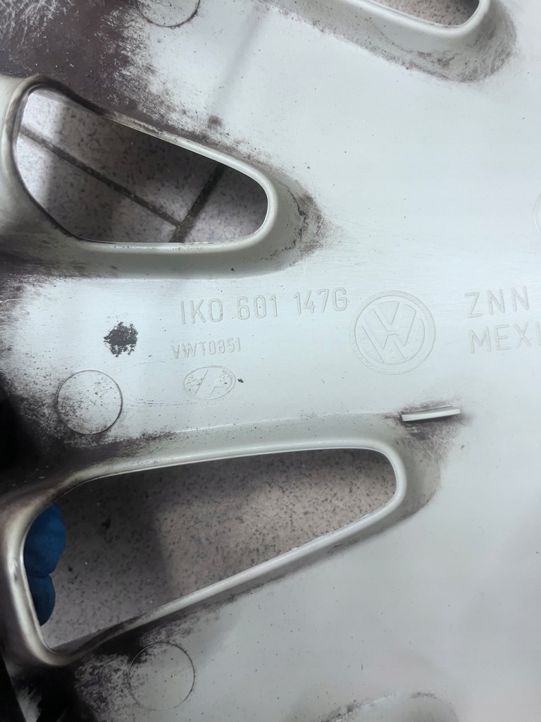 фото №11, Ковпаки vw passat golf caddy оригінальні 16'' nr ik0 601 147g