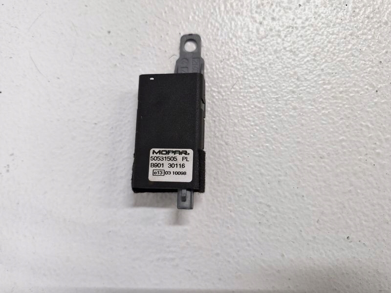 Купити Alfa romeo giulietta jeep renegade підсилювач антени 5051505