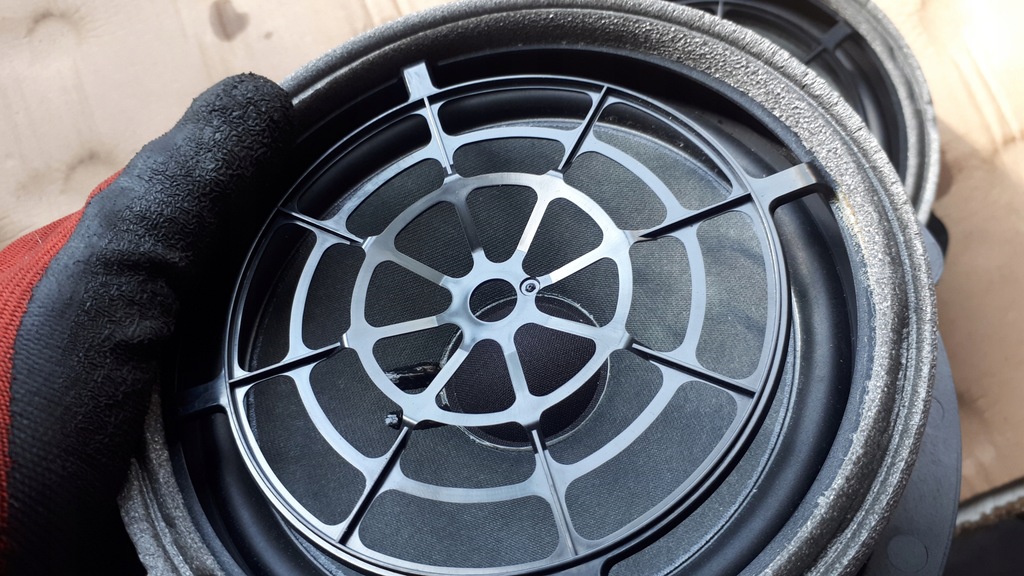 фото №7, S4 b9 a4 8w динамик дверь bang olufsen задняя a5 8w