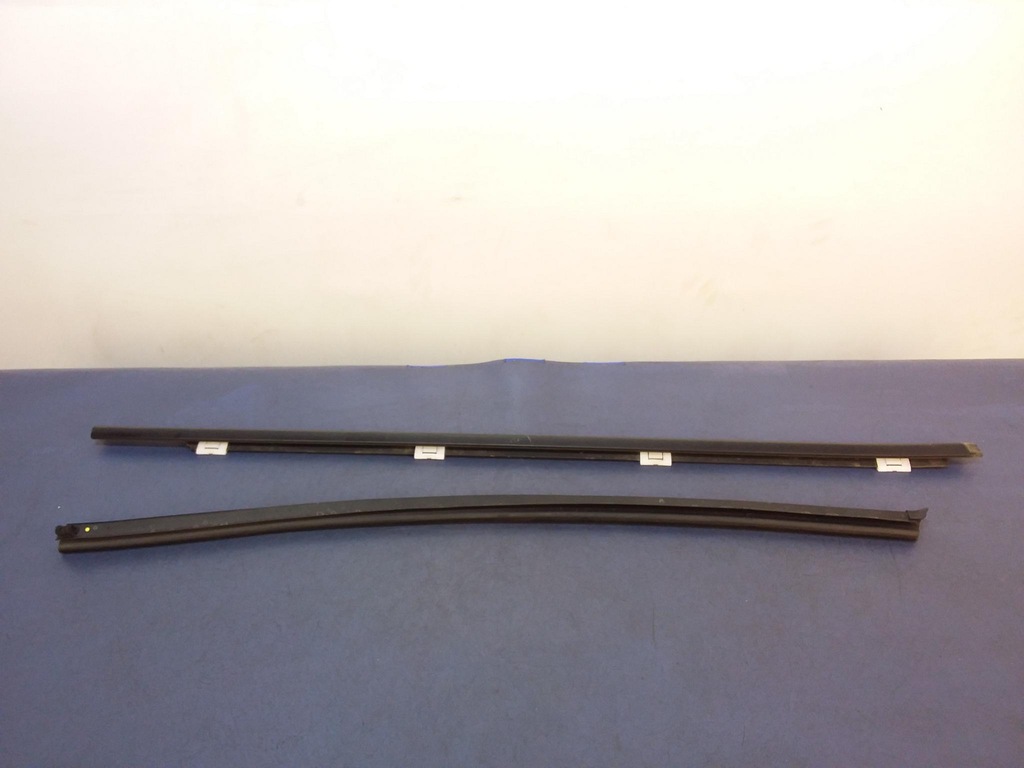 фото №1, Hyundai tucson ii молдинг ущільнювач права перед