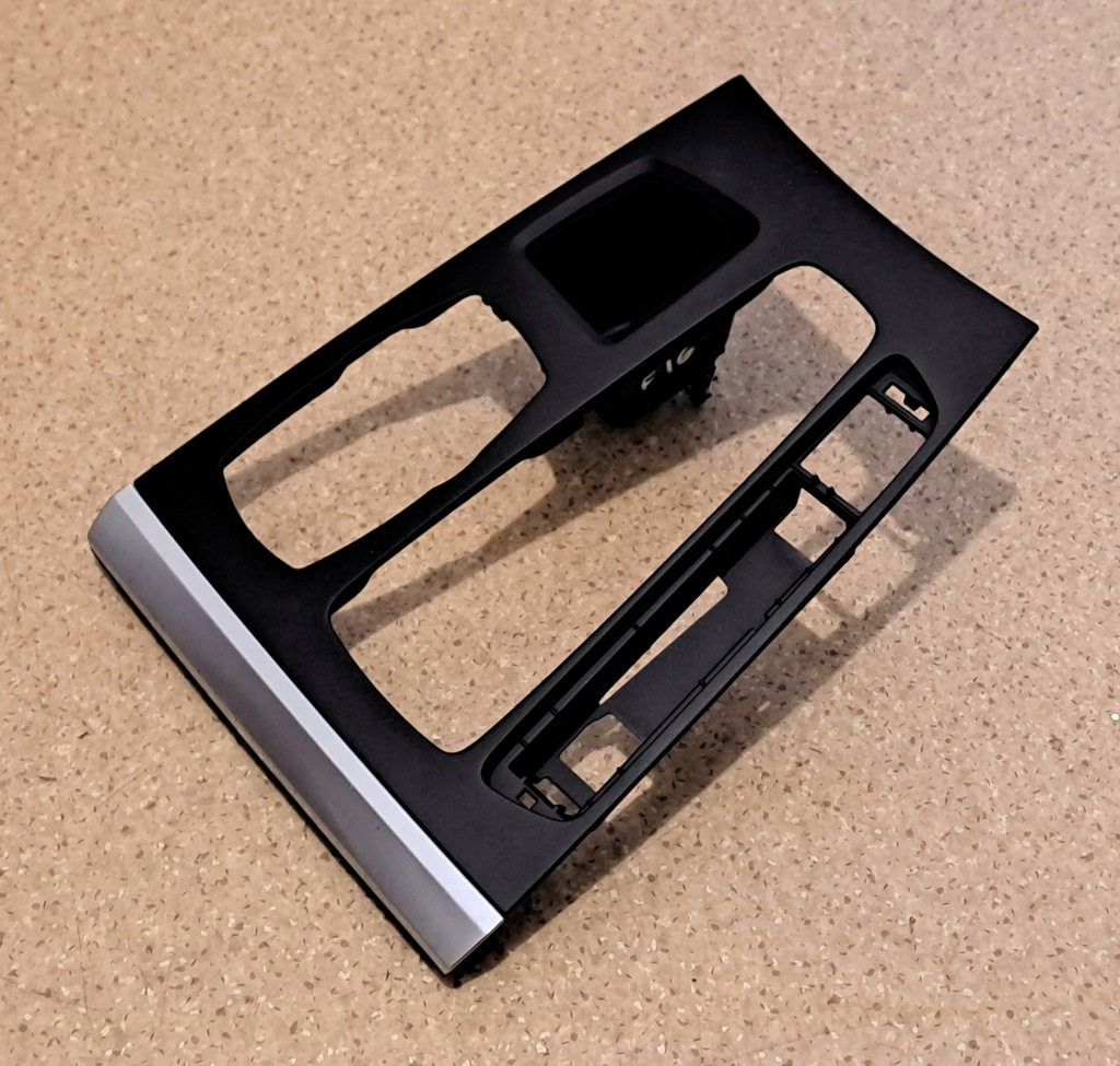 фото №1, Bmw f15 f16 рамка захист середня тунель 9252115