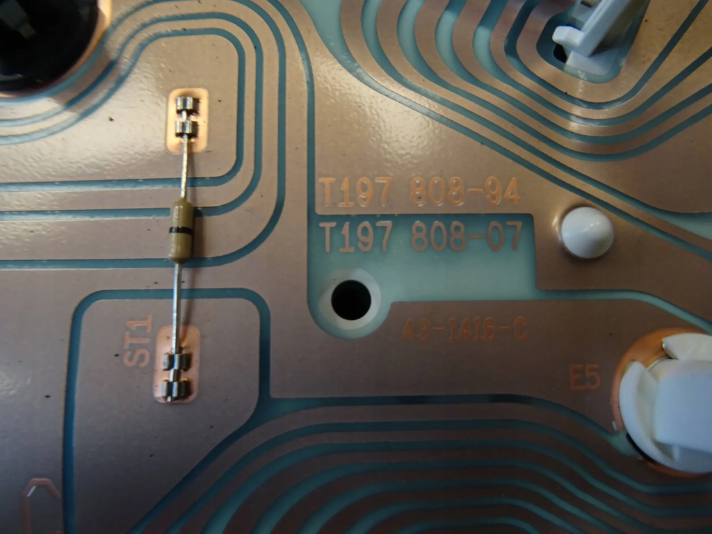 фото №5, Счетчик приборная панель приборы renault clio ii 98-01 бензин 7700410434g nr764