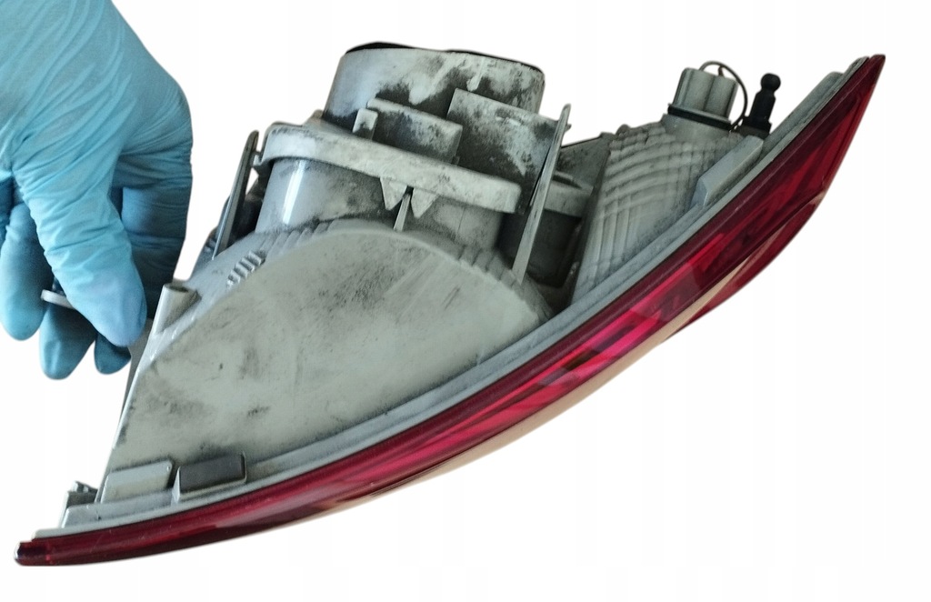 фото №6, Лампа правая задняя правый задняя skoda rapid 5jh.945.096