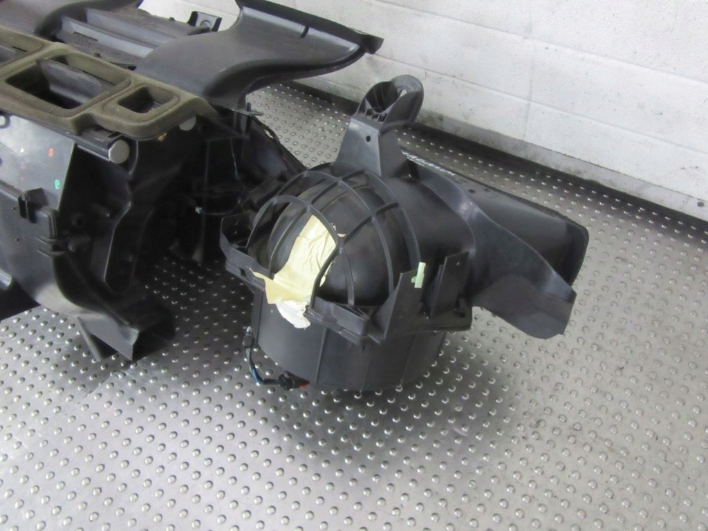 фото №8, Dodge magnum 2.7i 2006 отопитель воздуходувка kpl