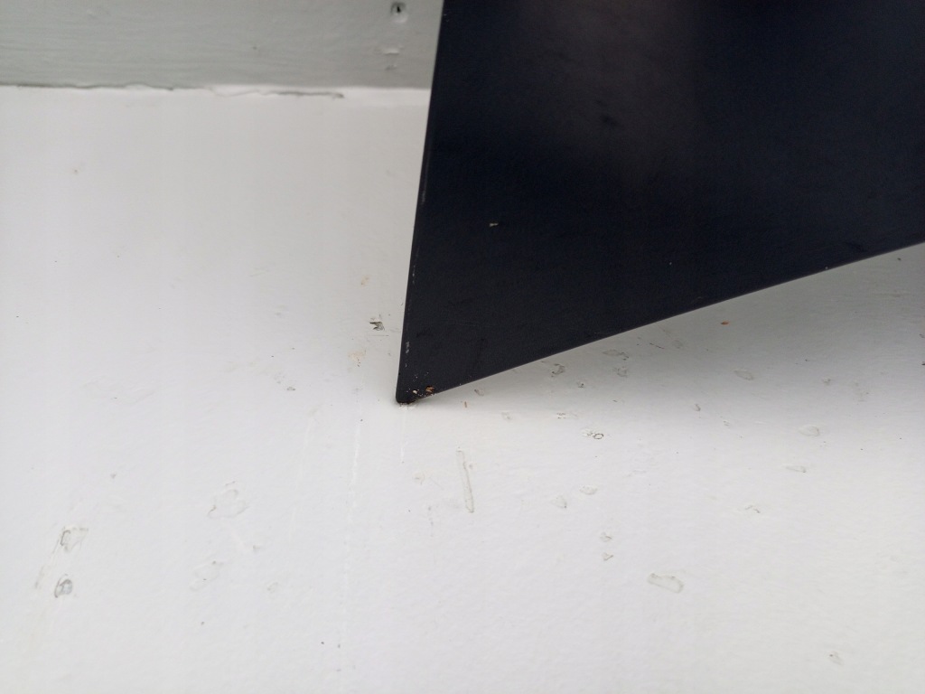 Tesla model 3 3 рестайлінг  2023- капот кришка двигуна ÷ Зі Шроту