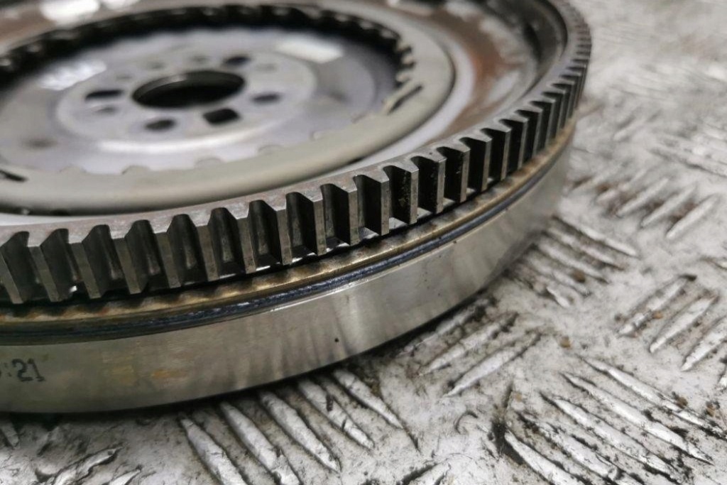 фото №6, Колесо маховик skoda 04c105266h 1.0l 2024