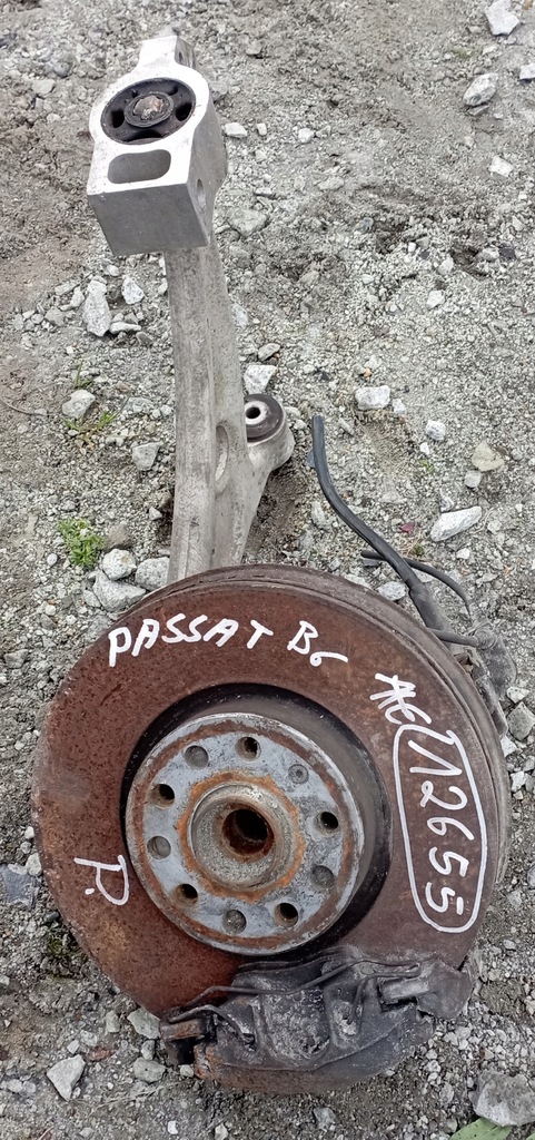 фото №1, Vw passat b6 поворотный кулак правая перед
