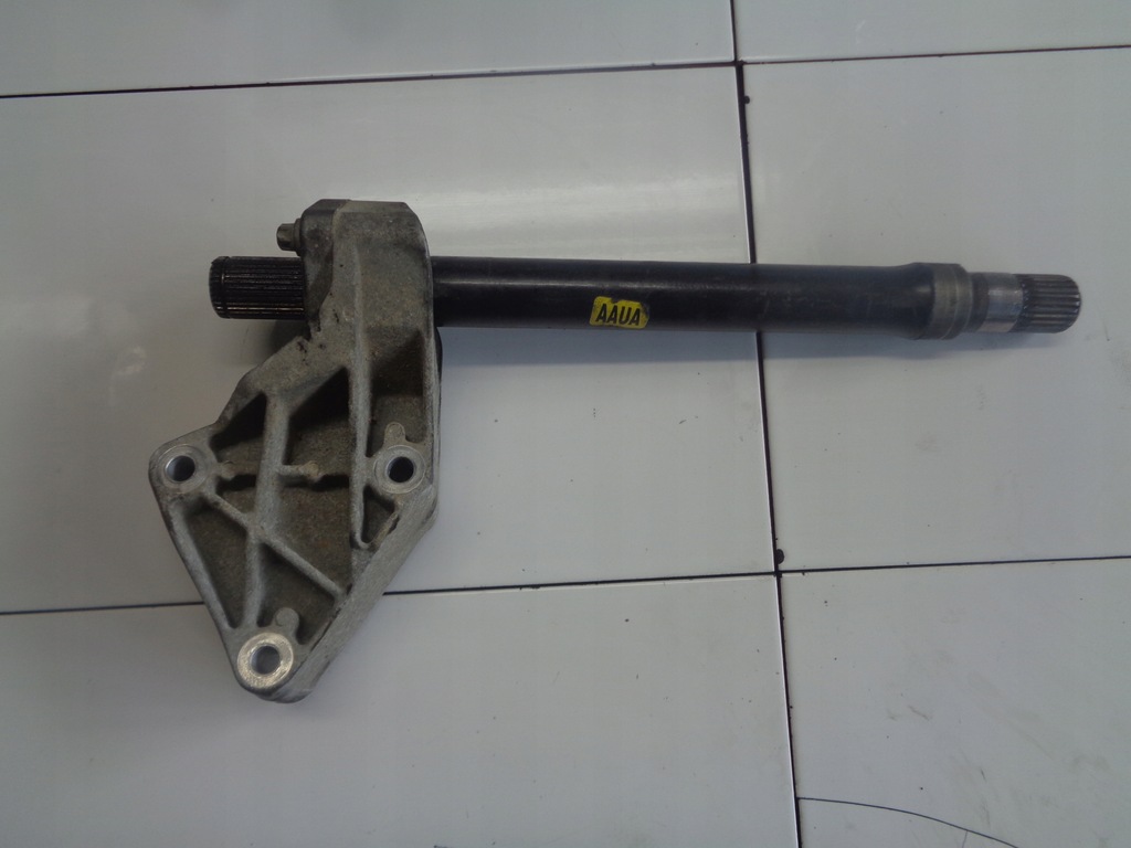 фото №1, Opel corsa e 1.6t b16ler привідний вал підпора 13182017