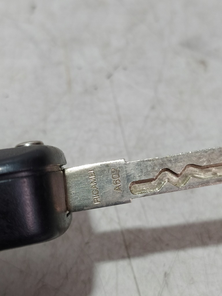 фото №5, Fiat 500 x замок зажигания ключ pilot