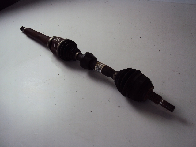 Купити Привідний вал права ford focus mk3 рестайлінг  hb 16 r