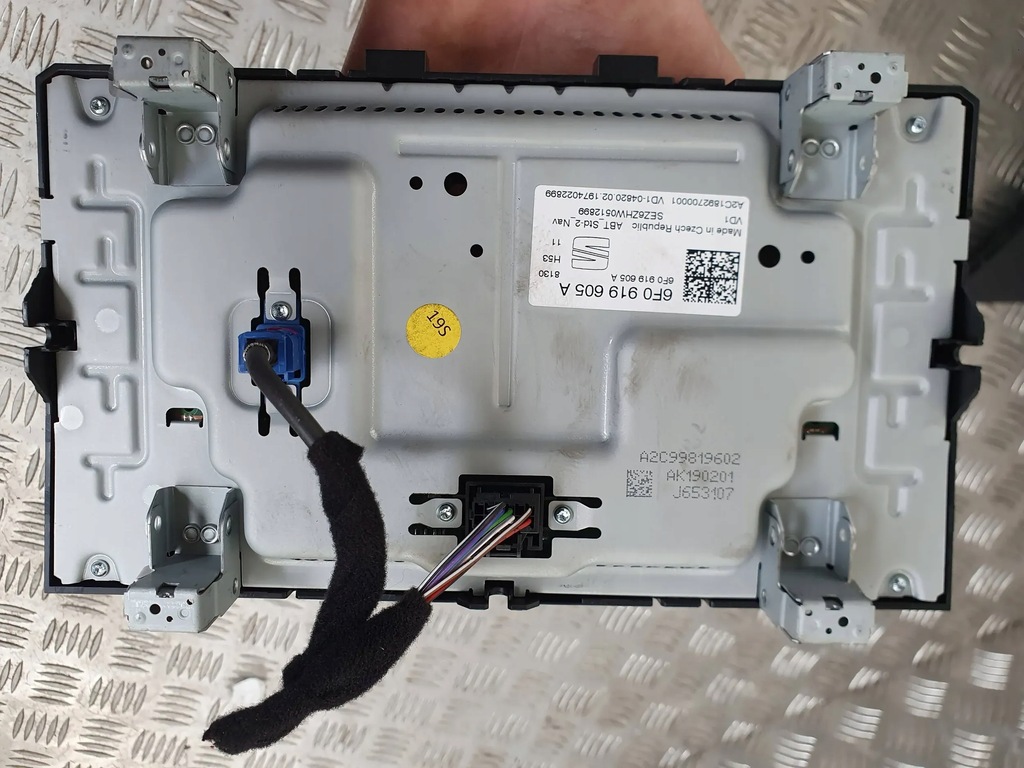 фото №6, Seat arona 2017-2024 дисплей экран навигация