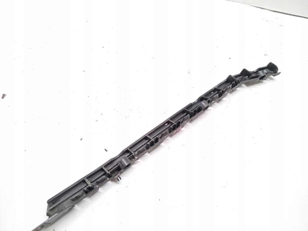 фото №1, Направляющая бампера правый задняя mercedes w204 kombi