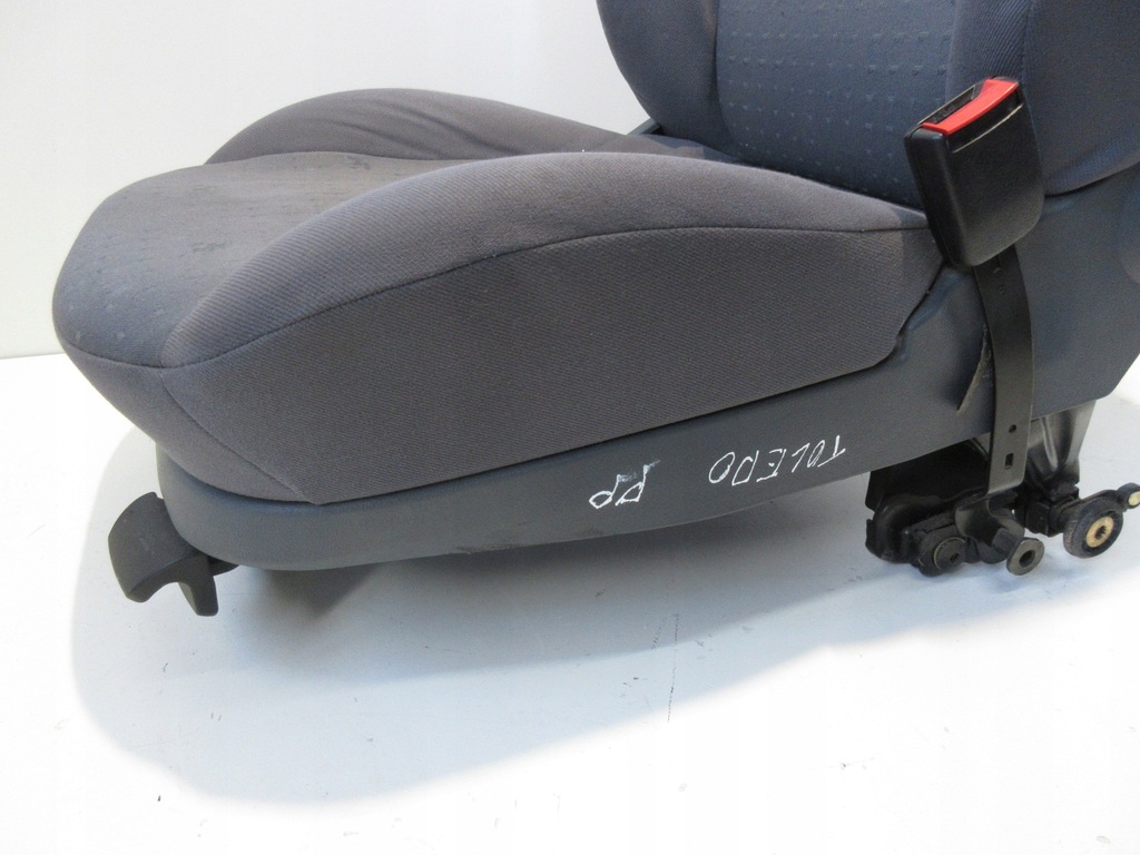 фото №13, Seat toledo ii сидіння перед передній правий