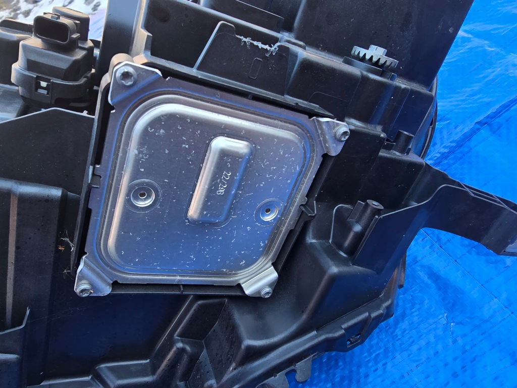 фото №13, Лампа renault kangoo iii iv 21-24 full led 260103264r